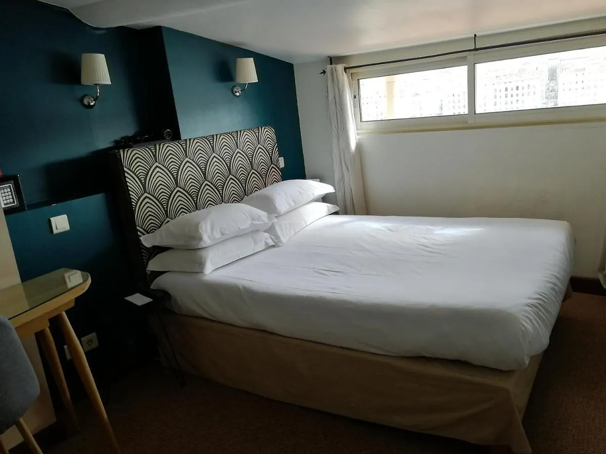 Hotel Belle-Vue Vieux-Port Marselha 3*,